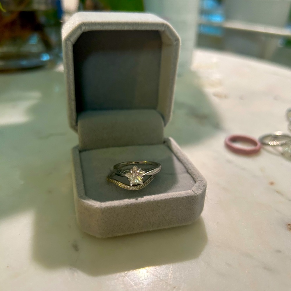 Women Star Shape Sterling Silver CZ Engagement Ring Wedding Ring Set